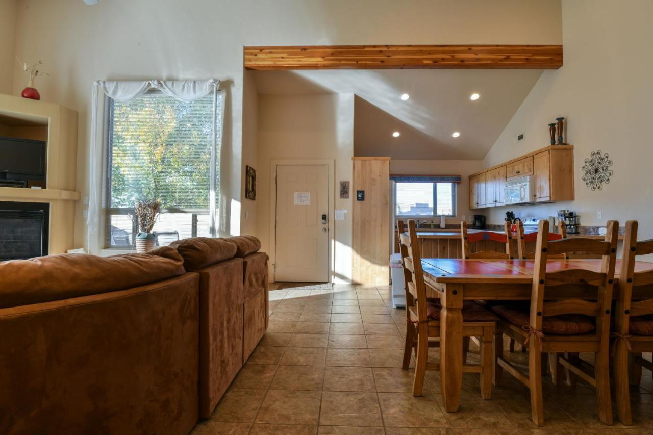Rv M4 - Moab Get Away And Great Price For The Family! Villa Esterno foto