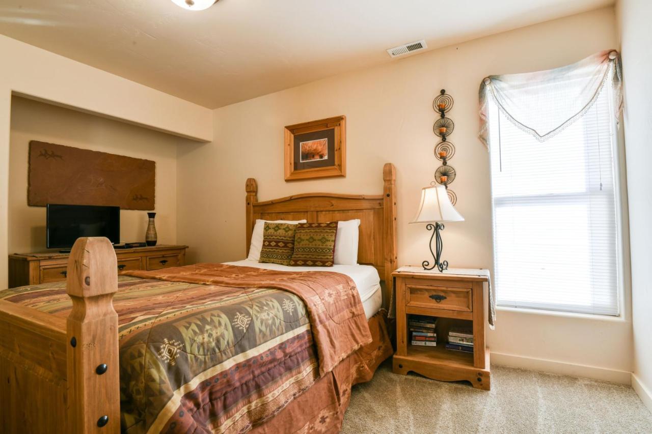 Rv M4 - Moab Get Away And Great Price For The Family! Villa Esterno foto